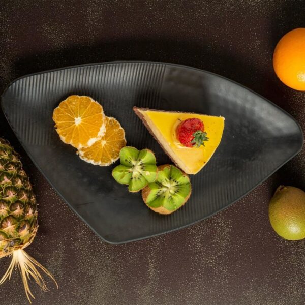 بشقاب مثلث ملامین